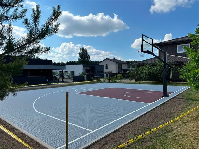 Basketball court at a residence, Vilnius – 5